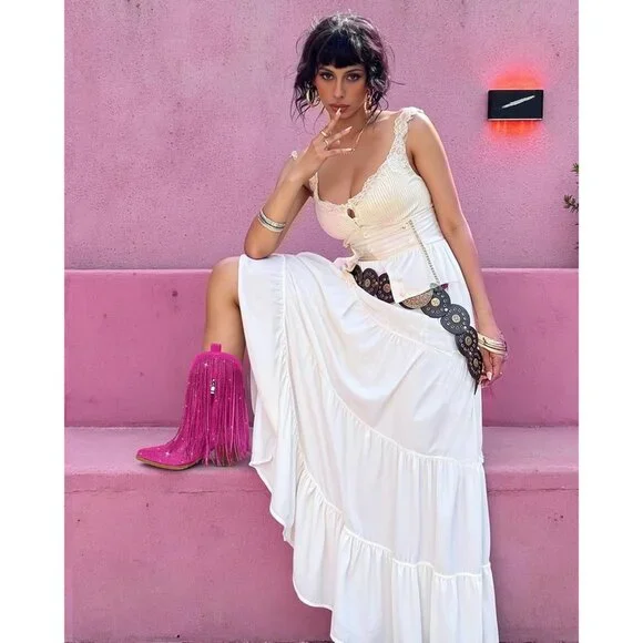 Women's Pink Cowgirl Rhinestone Wide Calf Pointed Toe Chunky Stylish Heel Boot - Picture 2 of 6